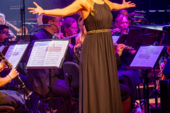 1_Harmonie-Eilereng-ARTIKUSS-Galaconcert-ARTMONIE-18.05.2024-Direktioun-Claude-Weiland-Gesang-Anna-Katharina-Felke-Juste-Dance-Sporting-Club-BielesFotoen-Fernand-Schutz-90